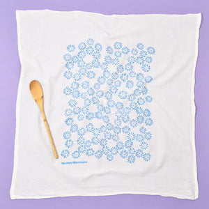 KEI & MOLLY - Flour Sack Dish Towel: Daisies
